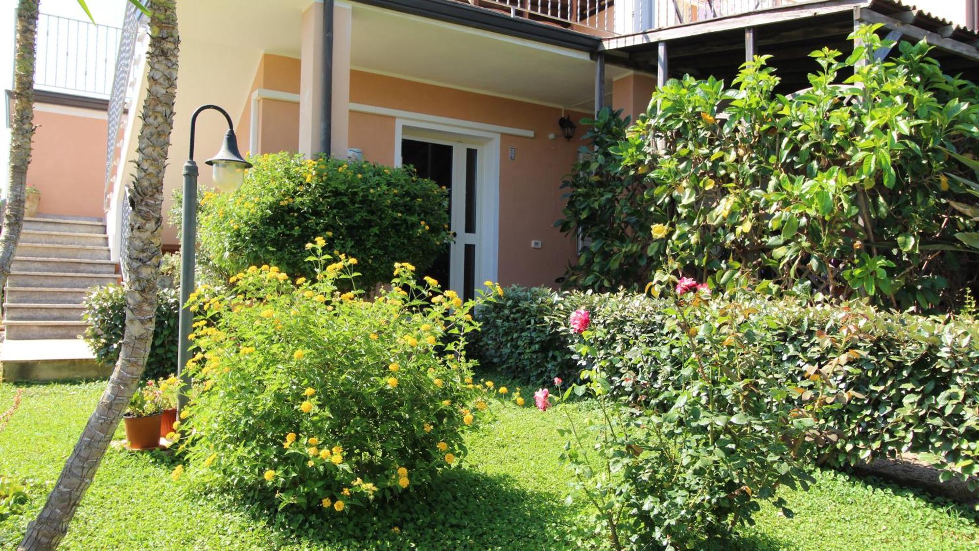 Casa Vacanze Giovanna SantʼAnna Arresi Buitenkant foto